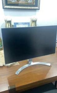 LG 24” FRAMELESS MONITOR FOR ONLY $120