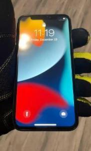 iPhone X (Unlocked) - 256 GB