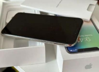 256GB iPhoneX, Unlocked. iPhone X