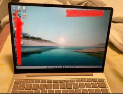 Microsoft surface GO 12.4” 8 GB RAM 128 GB SSD