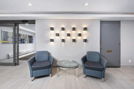 70 Spadina Road - 1 Bedroom Apartment for Rent $1,799.00