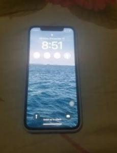 iPhone Xs for $300