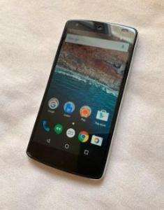 Unlocked Google Nexus 5 LG w/case in great working conditions!