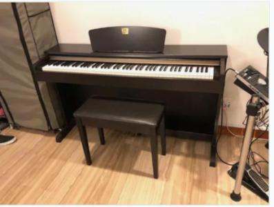 Yamaha Clavinova Digital Piano Model CLP 320