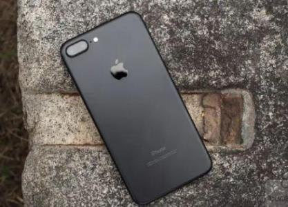 iPhone 7 Plus black 32 gb