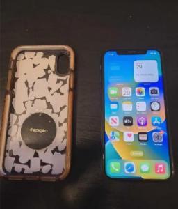 Black Iphone 64gb - $200