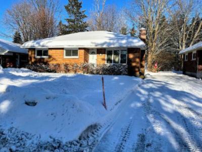 3+1 Bed house for Rent in Parkway Park near Algonquin College
