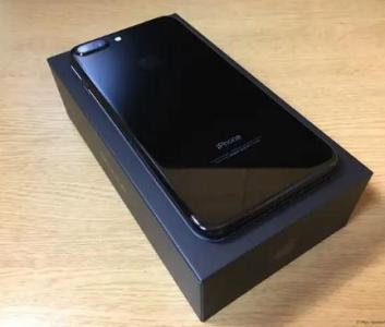 LIKE NEW IN BOX-iPhone 7 PLUS 32GB FACTORY UNLOCKED JET BLACK