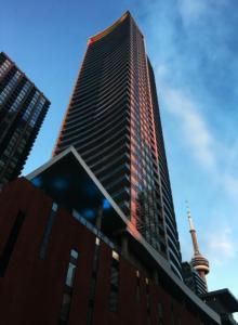 Bright, spacious 1 bedroom apt, downtown Toronto, king west