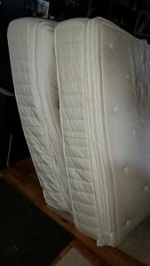 1 Day Left. Last Chance. 2 Queen mattresses.