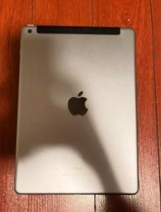 iPad 6th Gen 32GB Wifi + Cellular Only iPad