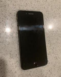 iPhone 8plus 64 G UNLOCKED