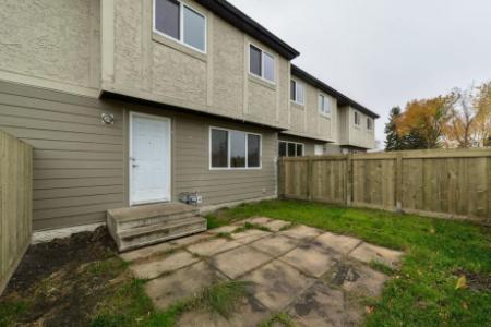 3 Bedroom Townhouse - 121 St.& 152 Ave. $1,207.00