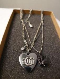 Guess heart necklace