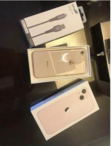 Rose Gold iPhone 8 64 gb unlocked like new!