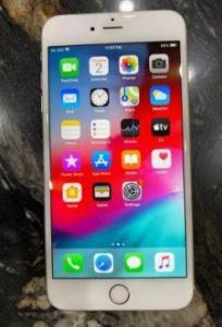 iphone 7 Plus - Like New