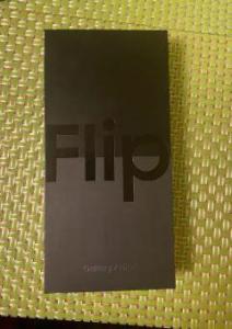 Samsung Flip Z4 ,unlocked- sealed in box