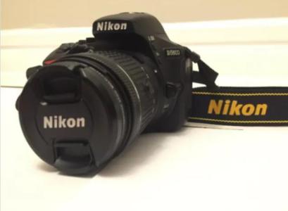 Nikon D5600 DSLR + 18-55 VR II Lens (Like New 1020 actuations)