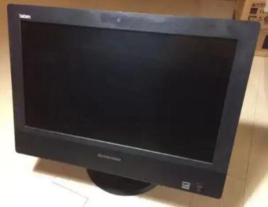 Lenovo All In One PC - Intel i3/4GB RAM/500GB HDD/DVD/ Win 10