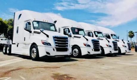 AZ TEAM DRIVERS TORONTO TO CALIFORNIA LINE