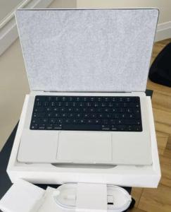 Brand New 2021 M1 10-Core 14" Macbook Pro 2021 1TB Final Cut