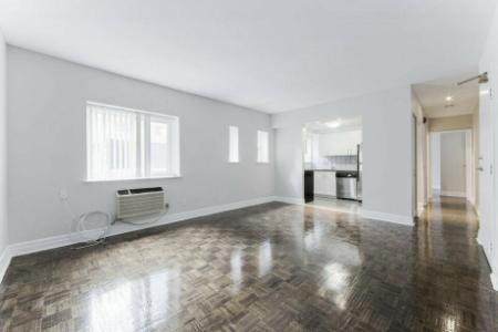 Downtown 1 Bedroom Large Apartment for Rent - 77 Wellesley... $2,097.00