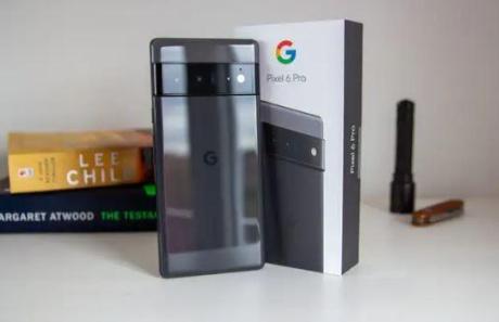 Pixel 6 Pro & Pixel Buds A-Series Bundle - MINT