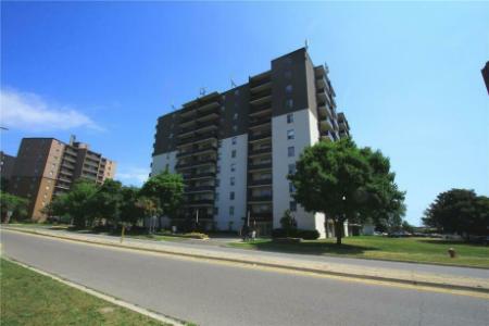 2 Bedrooms Apartment for Rent - 3045 Queen Frederica Drive