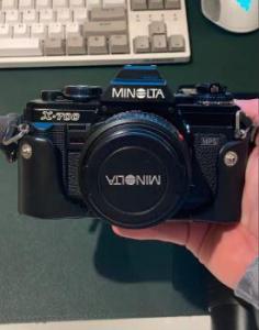 MINTOLTA X-700 35mm Film Camera with 4 LENSES and camera bag