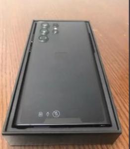 Brand new Samsung S22 Ultra