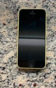 Apple iPhone 5C (32GB Storage) - Unlocked