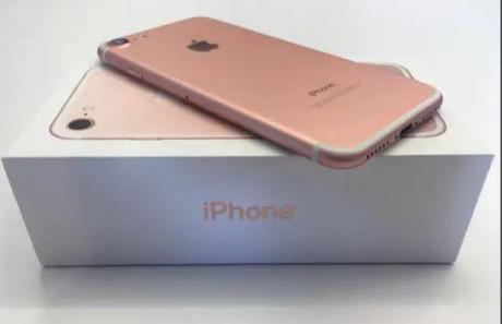 iPhone 7 & 8 Like New Condition in Box Unlocked