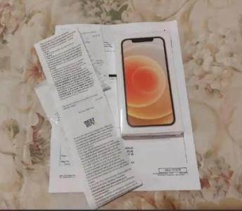 BNIB WHITE COLOR IPHONE12 64GB SEALED BOX STILL PLASTIC WRAP