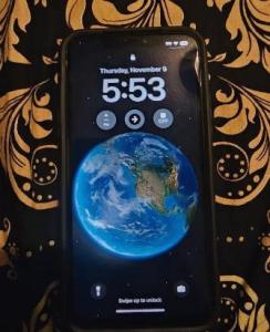 Iphone 11 pro max 64gb unlocked (works great)