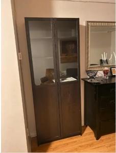 Tall cabinet