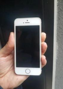 Iphones 5s unlocked