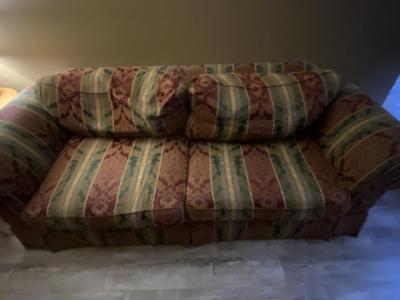Free couch and loveseat FOR SALE
