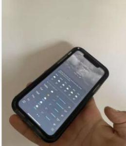 iPhone XR 64Gb unlocked *LIKE NEW*