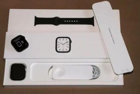 Brand New Open Box 41mm Series 7 (GPS) Apple Watch with Warranty