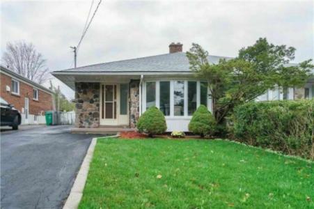 MUST SELL - 3 UNIT TRIPLEX FOR QUICK SALE *LOWEST PRICE IN AREA*